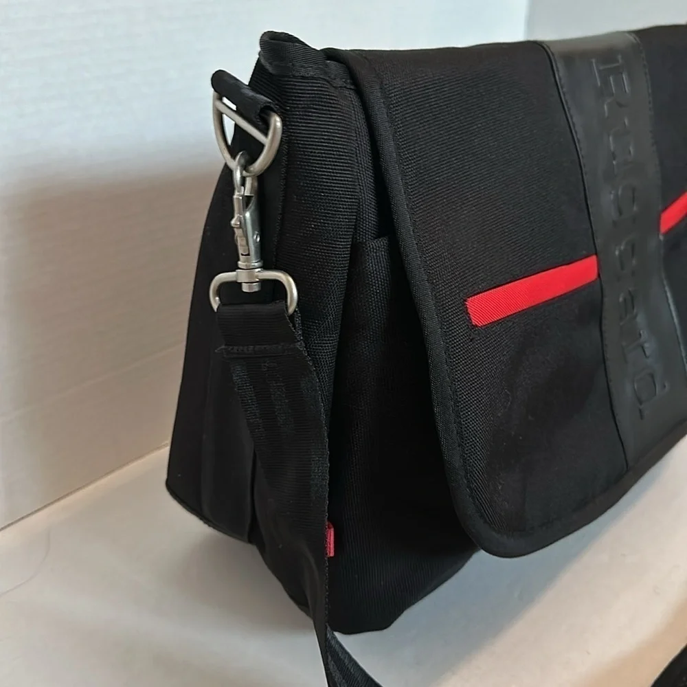 Ruggard Red Series Scarlet Tech Messenger Bag black and red
